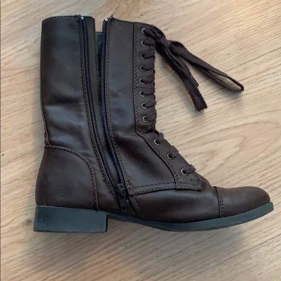 Lace up boots - Picture 3 of 4